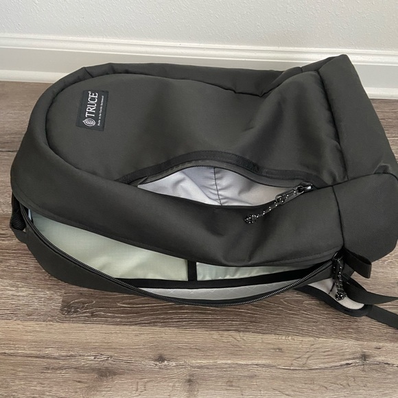 truce daypack